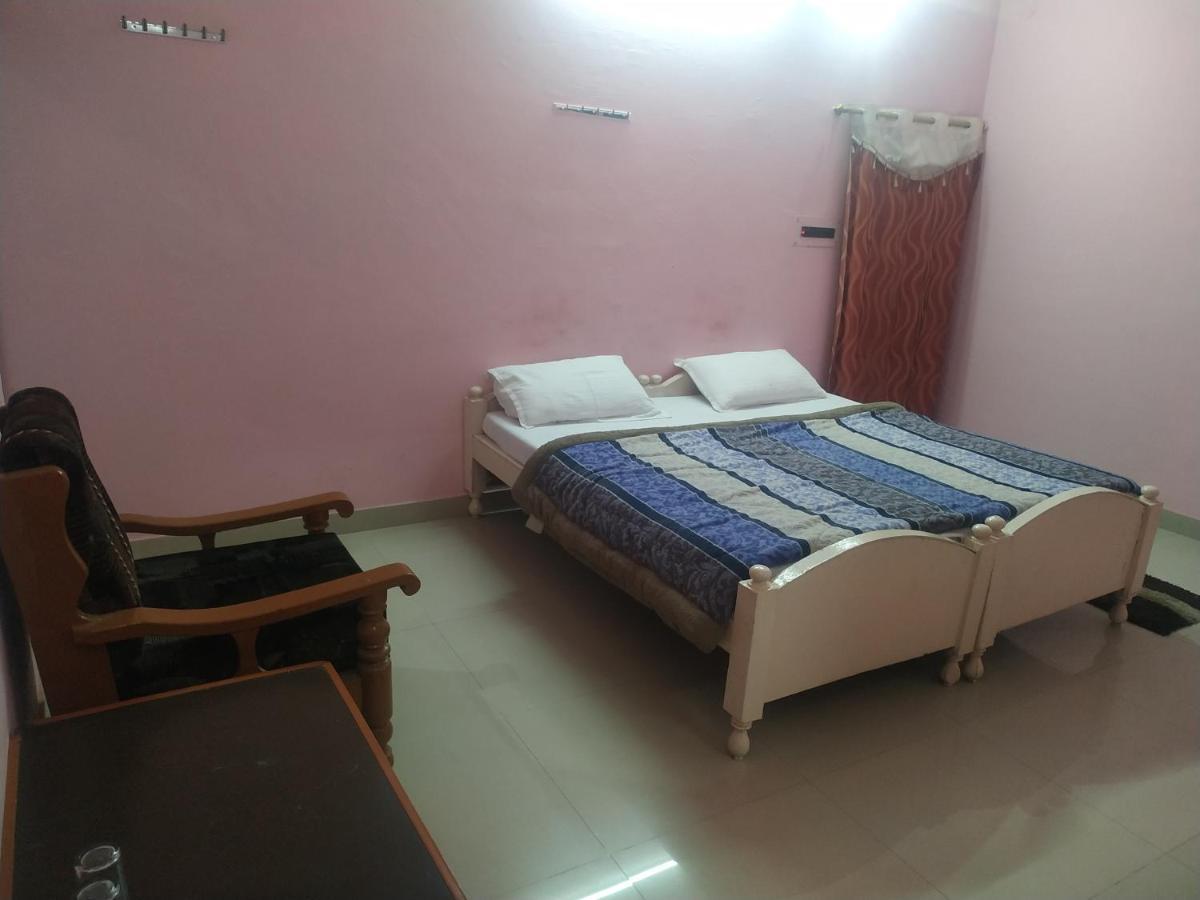Hotel Shri Mahant Orchha 5 Mint Walking From Ram Raja Temple Экстерьер фото