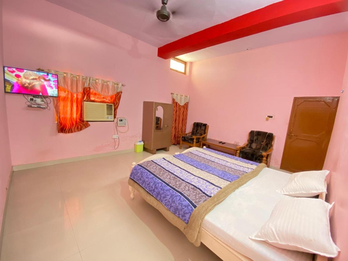 Hotel Shri Mahant Orchha 5 Mint Walking From Ram Raja Temple Экстерьер фото