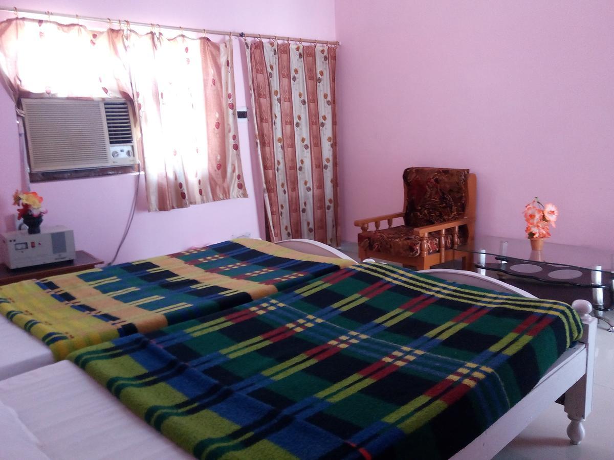 Hotel Shri Mahant Orchha 5 Mint Walking From Ram Raja Temple Экстерьер фото